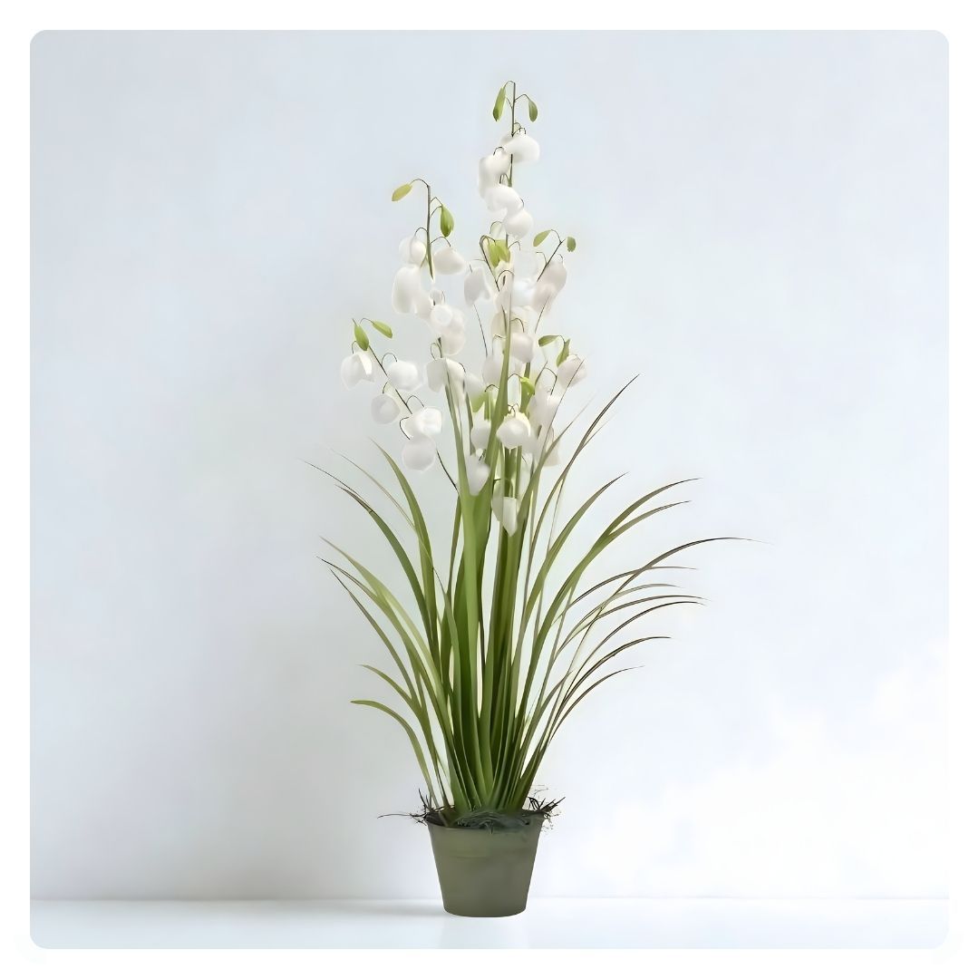 Grass Lantern with Metal Pot 120cm