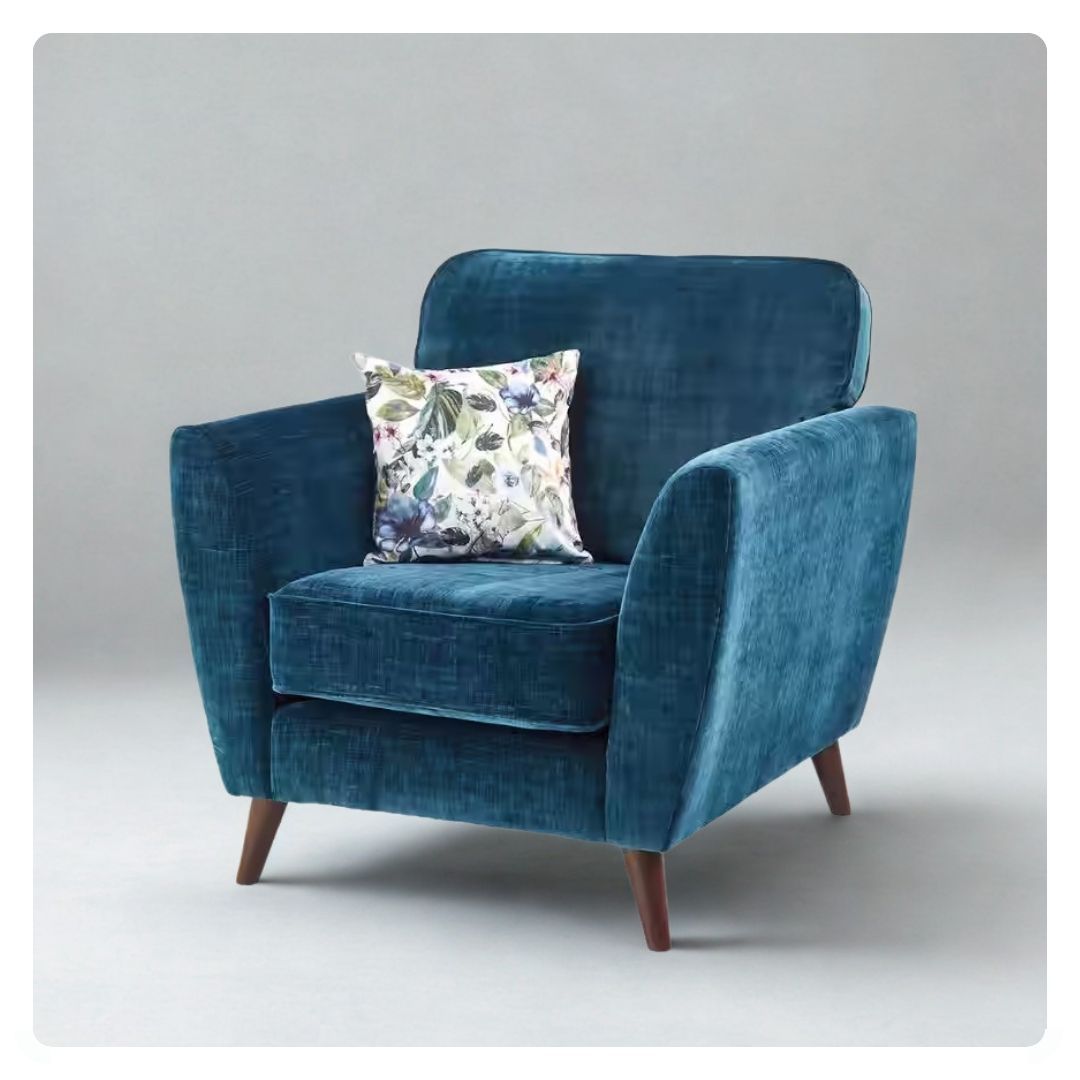 Lucia Chair