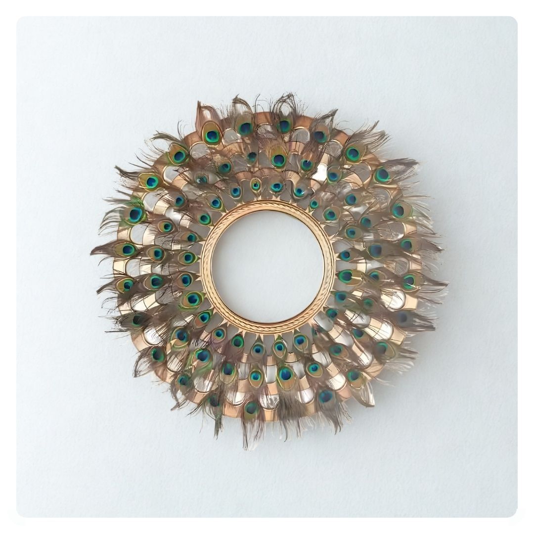 Macynn Mirror with Feathers in Gold